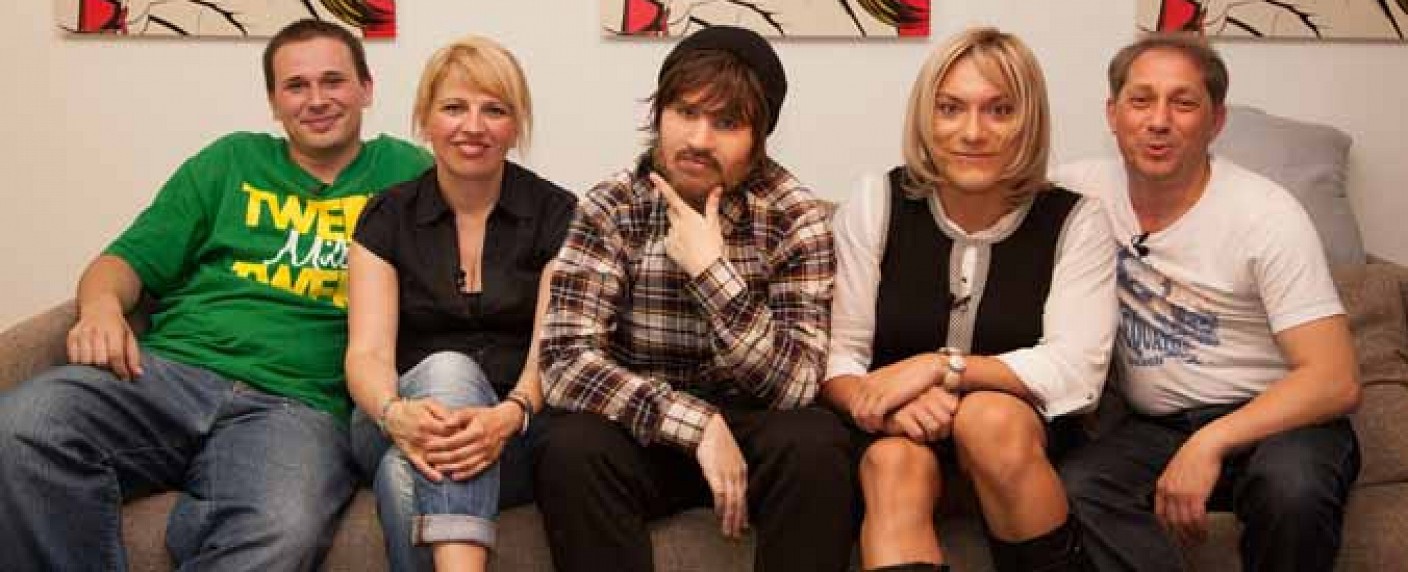 „sexchange – Im anderen Geschlecht“: ZDFneo-Gender-Experiment startet im Mai – Themenschwerpunkt „Der kleine Unterschied“ – Bild: ZDF/​Corinna Vermeersch