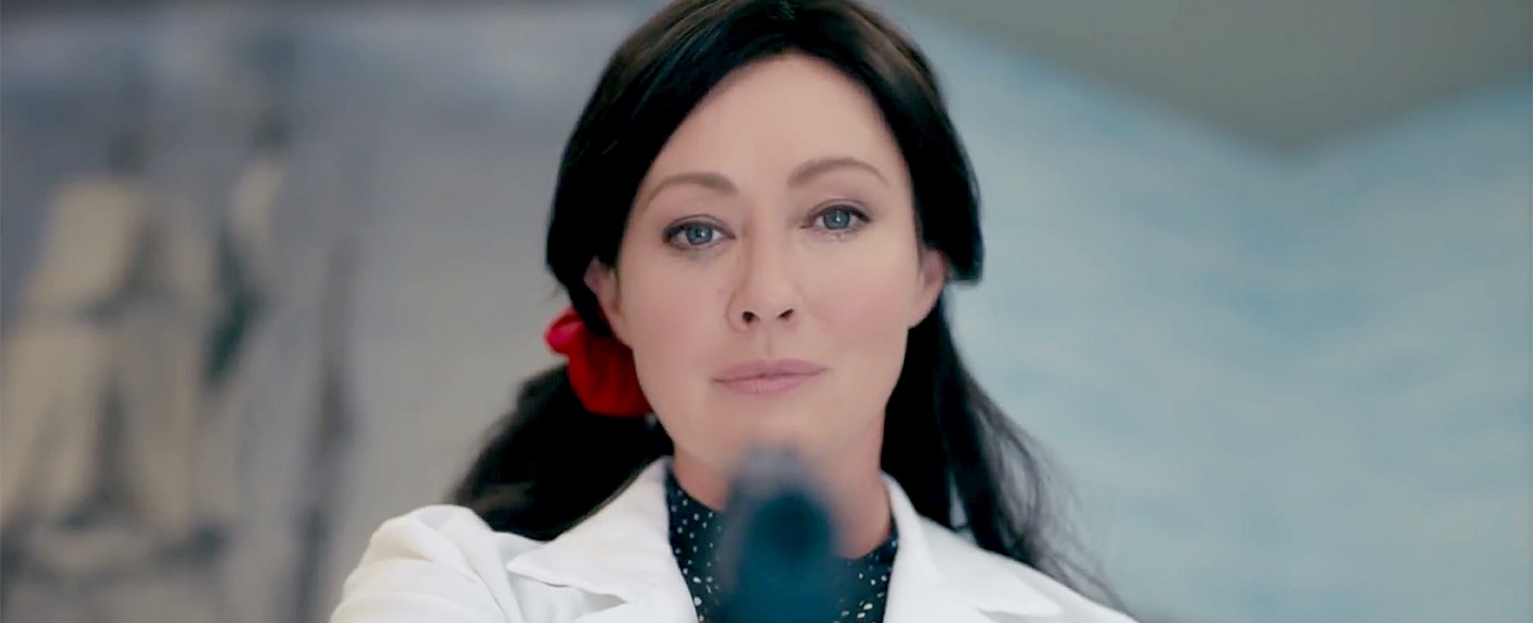 „Riverdale“: Shannen Doherty kommt zu Luke-Perry-Tribut – Auftaktfolge trägt den Titel „Chapter Fifty-Eight: In Memorium“ – Bild: Paramount Network