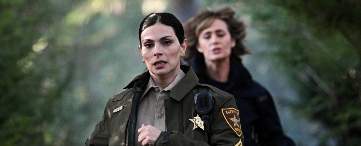 „Fire Country“-Spin-off „Sheriff Country“ mit erstem Trailer – Morena Baccarin hat ihre Stadt fest im Griff – Bild: CBS