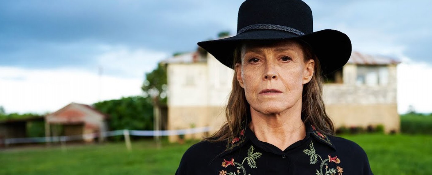 [UPDATE] Sigourney Weaver in neuer Amazon-Miniserie: Trailer und Termin – Romanverfilmung „Die verlorenen Blumen der Alice Hart“ startet – Bild: Prime Video