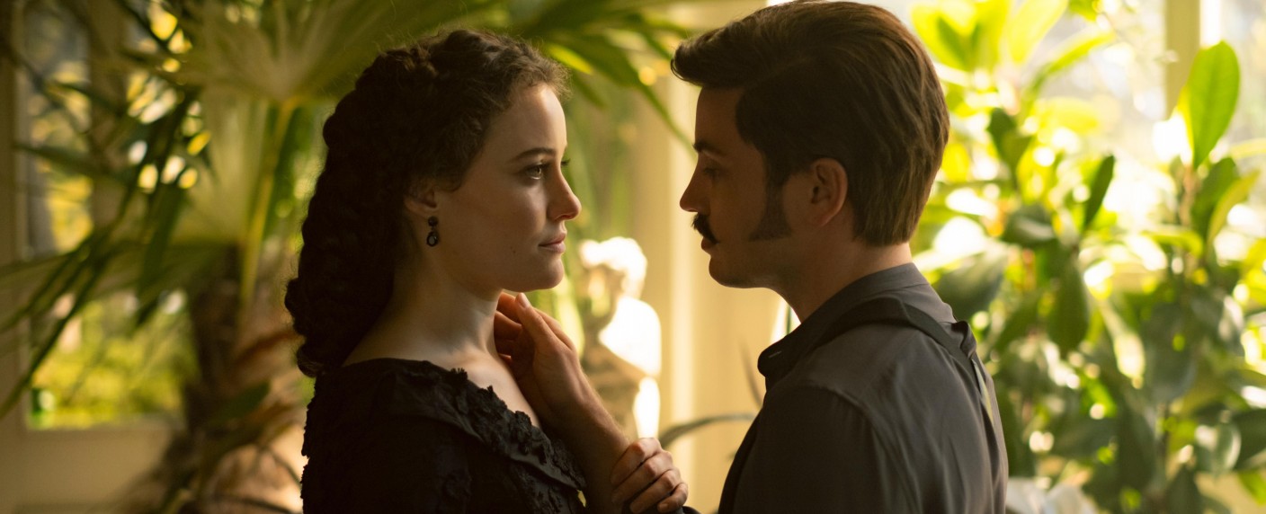 „Sisi“: Drehstart zur vierten Staffel mit vielen Cast-Neuzugängen – Historienserie mit Dominique Devenport und Jannik Schümann geht weiter – Bild: RTL/​Armands Virbulis