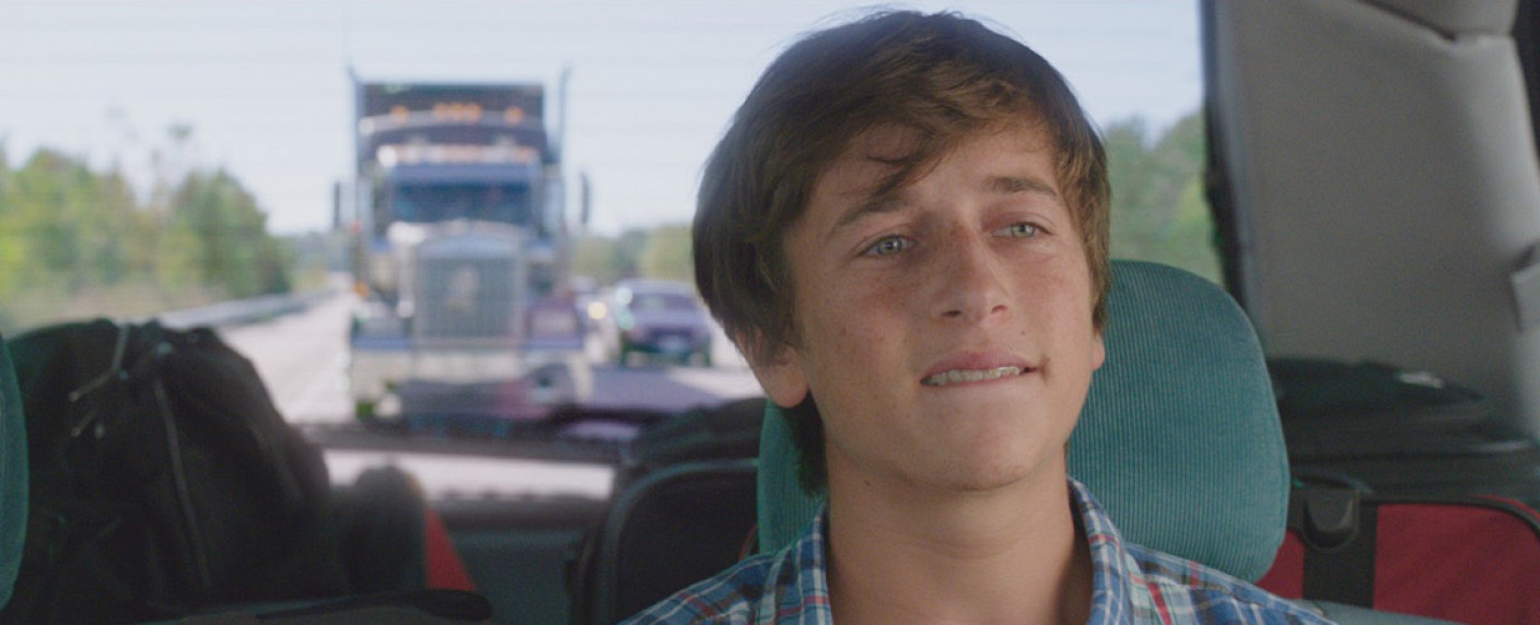 „Santa Clarita Diet“: Skyler Gisondo verstärkt Cast der neuen Netflix-Comedy – Serie mit Drew Barrymore und Timothy Olyphant startet 2017 – Bild: Warner Bros. Pictures