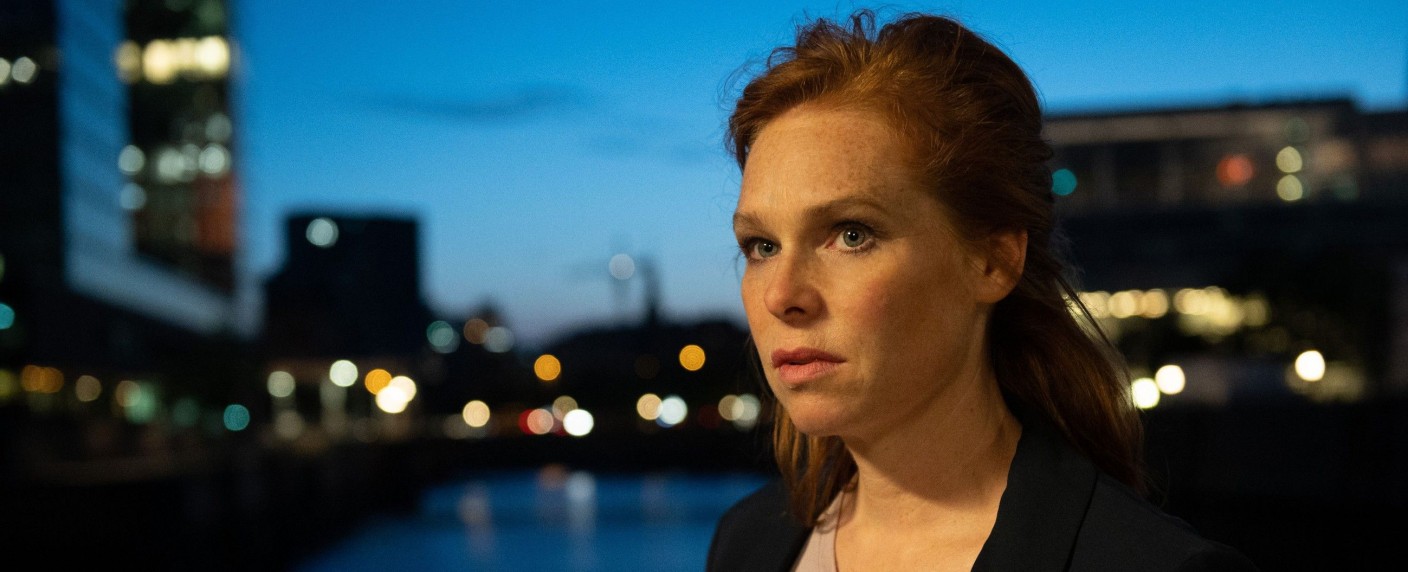 „Sonderlage“: RTL nennt Starttermin für „Hamburg-Krimi“ mit Henny Reents – Neue Krimi-Reihe feiert im Frühjahr Premiere – Bild: RTL/​Nicolas Maack