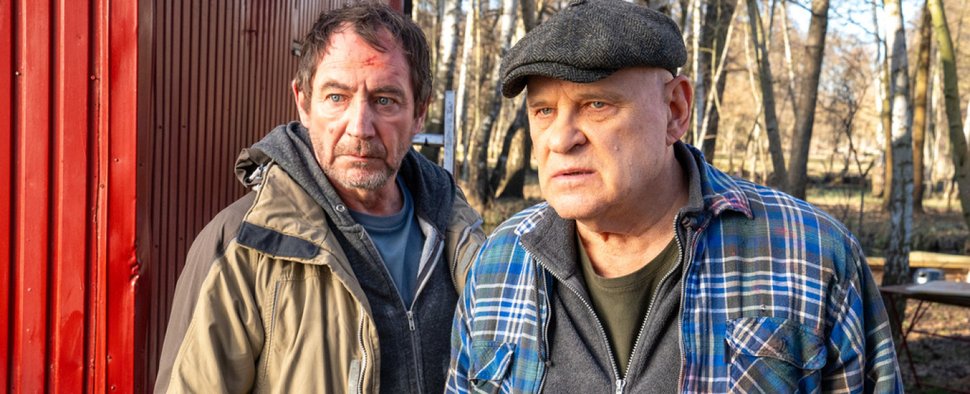 Drehstart für letzten Fall mit Thorsten Krüger (Christian Redl, r.) und Martin Fichte (Thorsten Merten, l.) – Bild: ZDF/Oliver Feist