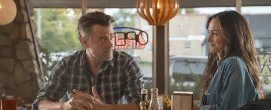 „Ransom Canyon“: Starttermin und neue Informationen zu Staffel 2 des Wohlfühldramas – Josh Duhamel und Minka Kelly mit weniger Folgen zurück – Bild: Jeff Neumann/​Netflix