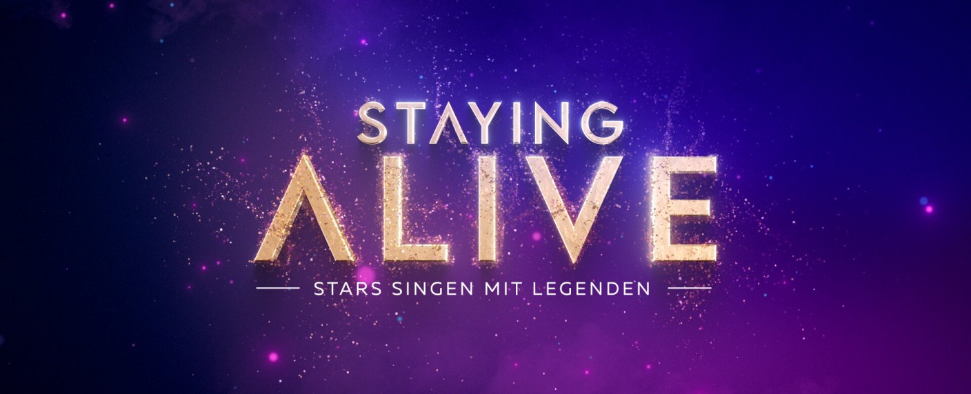 „Staying Alive“: ProSieben lässt Elvis Presley, Whitney Houston und Freddie Mercury auf die Bühne zurückkehren – Neue Musikshow bringt verstorbene Musiklegenden zurück – Bild: Joyn