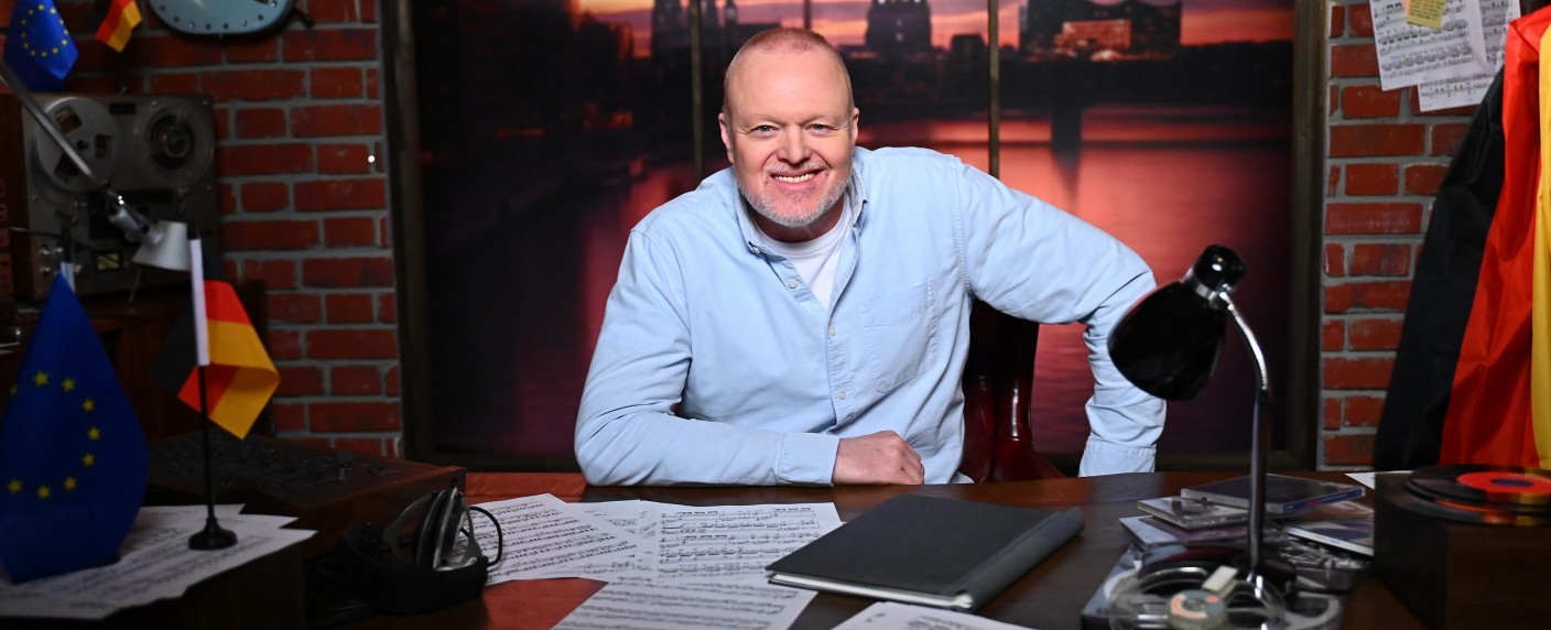 „Stefan Raab: Mein ESC“: Entertainer erzählt seine persönliche ESC-Geschichte(n) – 90-minütiger Doku-Rückblick von Guildo Horn bis Lena – Bild: RTL/​Raab Entertainment/​Julia Feldhagen