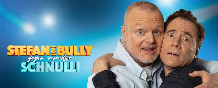 „Stefan und Bully gegen irgendson Schnulli“ wird zur „Show des Manitu“ – Stefan Raabs XXL-Spielshow meldet sich nach langer Pause zurück – Bild: RTL/​Raab Entertainment/​Bene Müller