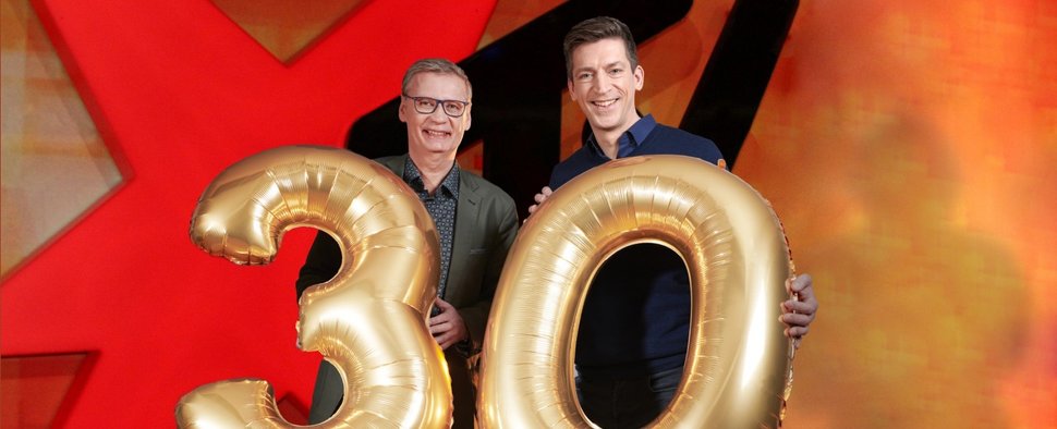 Der ehemalige und der aktuelle Moderator von „stern TV“: Günther Jauch (l.) und Steffen Hallaschka – Bild: TVNOW/Ruprecht Stempell