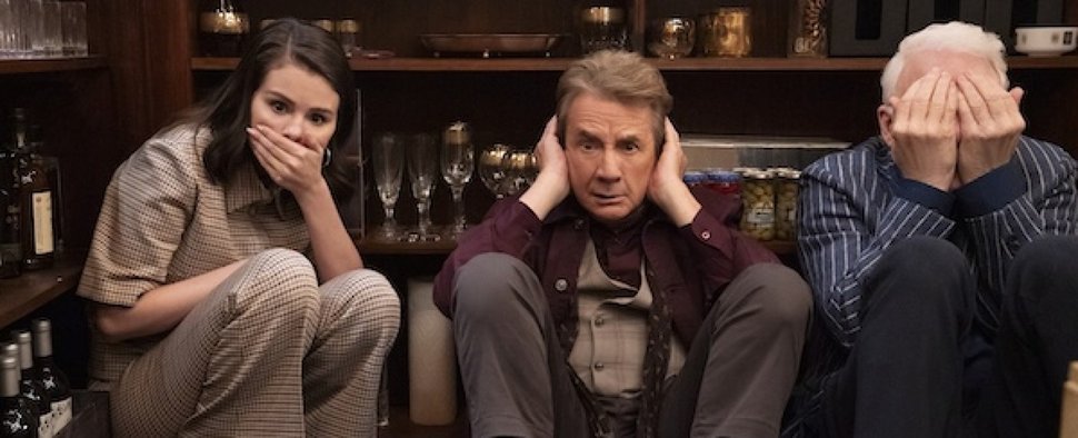 Selena Gomez, Martin Short und Steve Martin (v. l.) in „Only Murders in the Building“ – Bild: Disney/Patrick Harbron