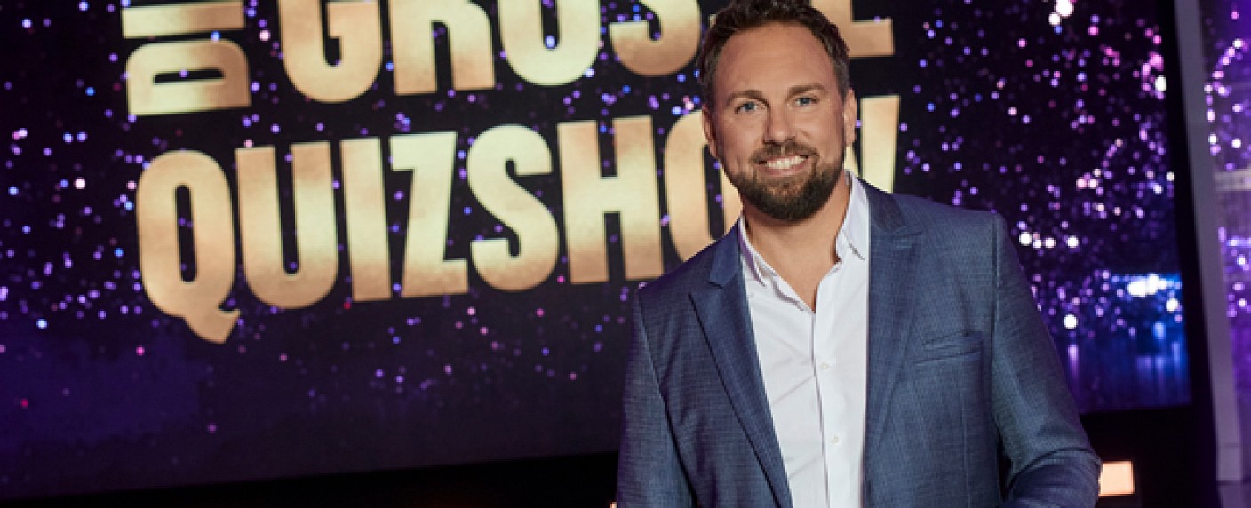 Steven Gätjen lädt ab Februar zur Disney-Quizshow – „Magic Moments – Die große Quizshow“ im Disney Channel – Bild: Disney Channel/​Thomas Faehnrich