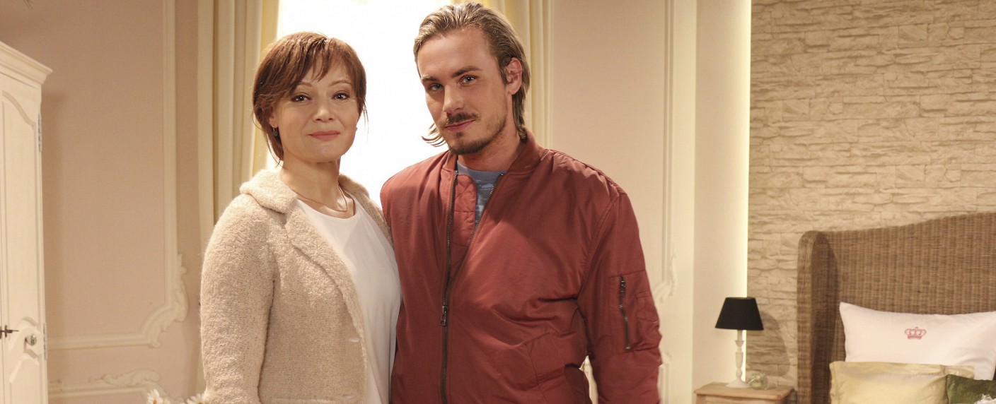 „Sturm der Liebe“: Verschollener Bruder taucht auf – Alexander Milz und Marion Mitterhammer übernehmen neue Hauptrollen – Bild: ARD/​Lena Kettner