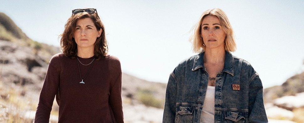 Jodie Whittaker (l.) und Suranne Jones (r.) in „Frauds“ – Bild: ITV