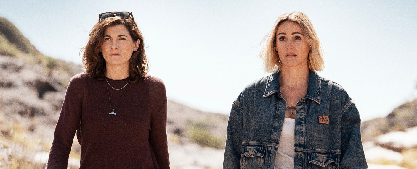 [UPDATE] „Frauds“: Suranne Jones und Jodie Whittaker als Trickbetrügerinnen im ersten Trailer – Britische Gaunerserie feiert im Oktober bei ITV Premiere – Bild: ITV
