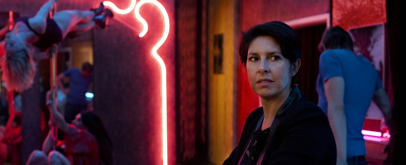„Sylvia’s Cats“: ZDFneos belgischer Ko-Produktion fehlt das gewisse Etwas – Review – Serie geht zu unkritisch mit dem Thema Prostitution um – Bild: ZDF/​Kris Dewitte