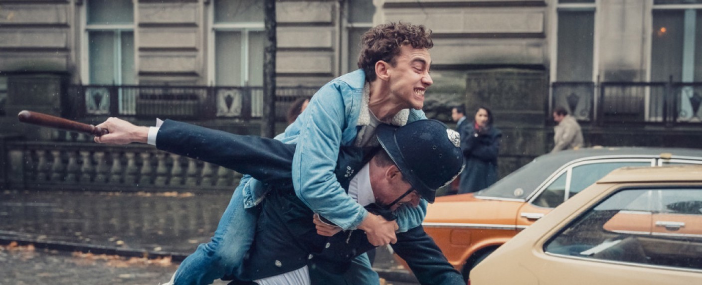 „It’s a Sin“: Trailer zur neuen Miniserie von Russell T Davies („Queer as Folk“) – Leben und Lieben im Zeitalter von AIDS – Bild: Channel 4