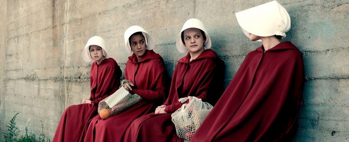 Kommt ein „The Handmaid’s Tale“-Spin-Off? – Neues Buch von Margaret Atwood könnte ins Serienuniversum eingebunden werden – Bild: Hulu