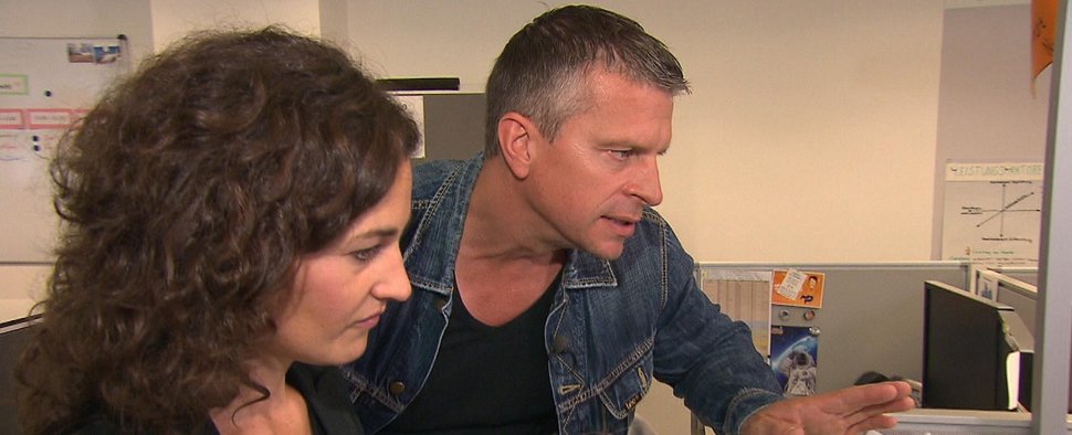 „Tag X – Mein Leben danach“: Dirk Heinrichs hilft einem Opfer – Bild: ZDF