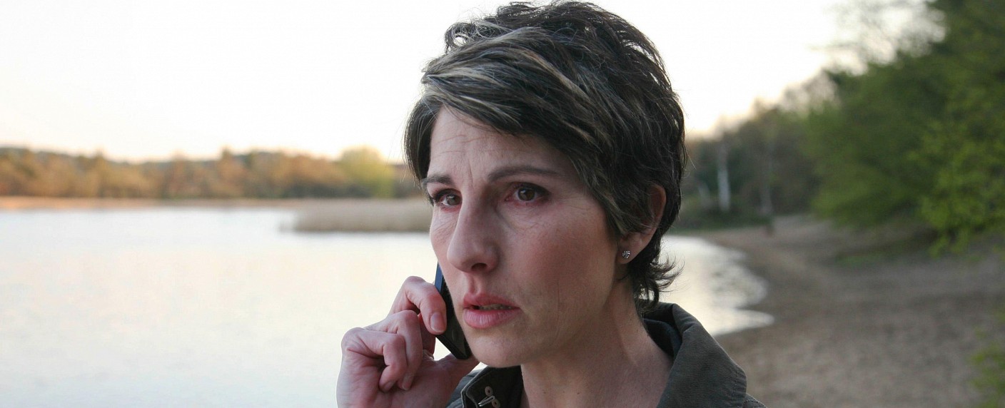 „The Guilty“: VOX zeigt weitere britische Miniserie – Dreiteiliger Krimi mit Tamsin Greig – Bild: VOX/​Hartswood Films