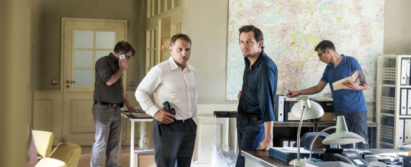 Quoten: „Tatort“ siegt insgesamt und schlägt „The Voice of Germany“ bei den Jüngeren – Großer Erfolg für „X-Factor“-Marathon bei RTL II, „Bad Moms“ punktet bei RTL – Bild: SWR/​Alexander Kluge