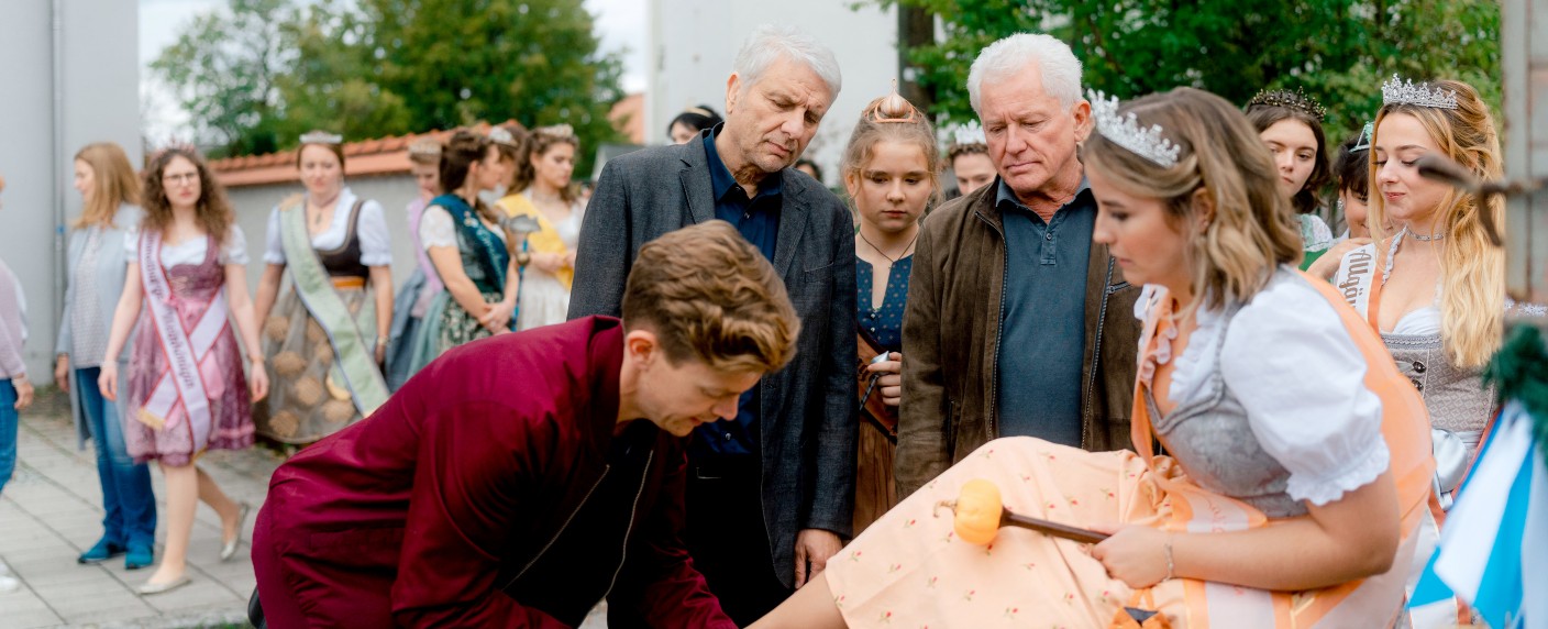 Quoten: München-„Tatort“ siegt haushoch, NFL bei RTL weiterhin enttäuschend – Neue „X-Factor“-Folge punktet, „Grill den Henssler“ schwächer als gewohnt – Bild: BR/​Odeon Fiction GmbH/​Luis Zeno Kuhn