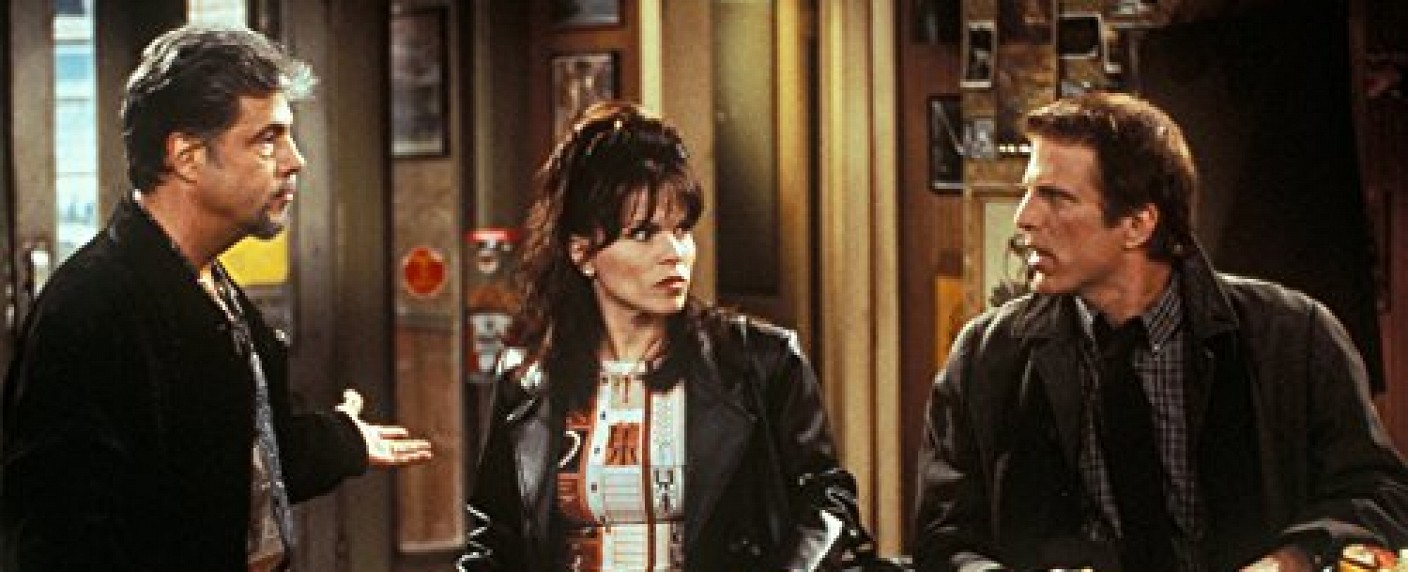 „Becker“: Anixe HD wiederholt Sitcom mit Ted Danson – Wiedersehen mit Dr. John Becker kurz vor Weihnachten – Bild: CBS