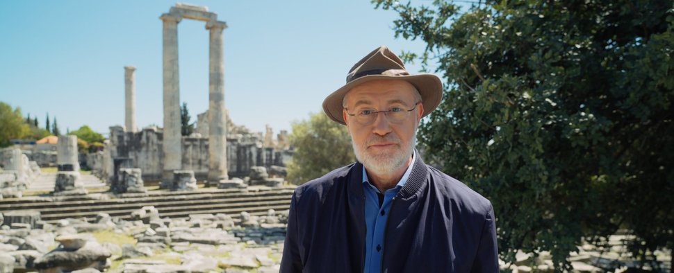 Harald Lesch in Milet, dem Geburtsort wissenschaftlichen Denkens – Bild: ZDF/Torbjörn Karvang