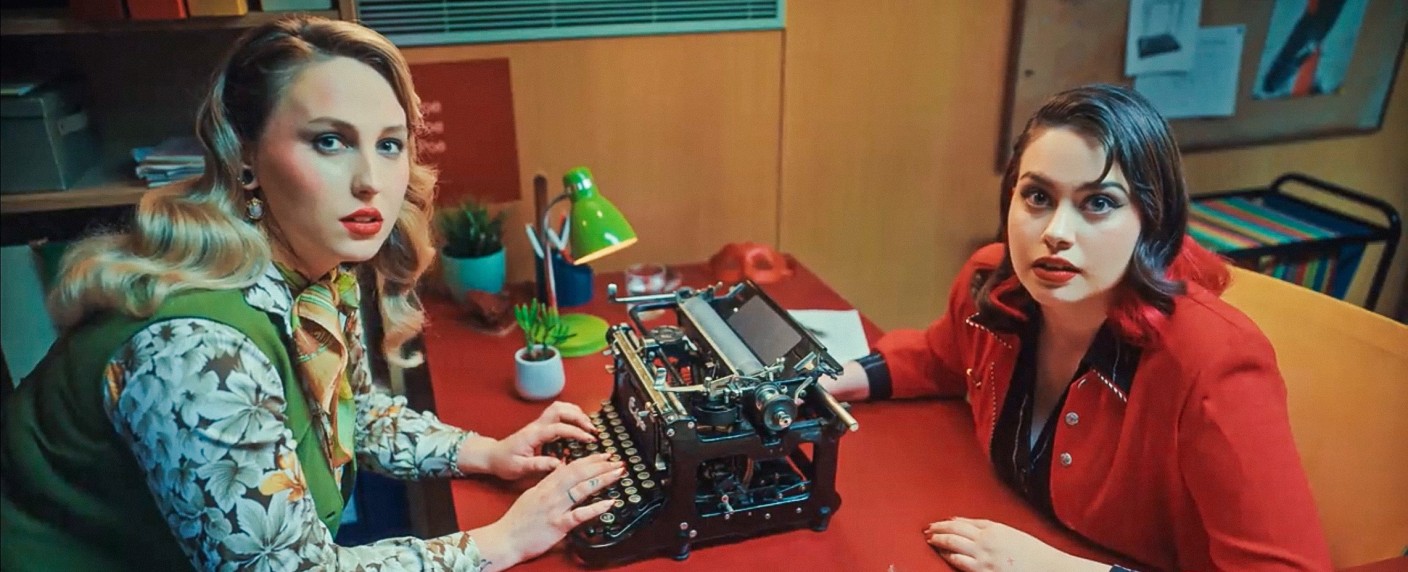 ESC 2023: Das sind die Songs aus Österreich und der Schweiz – Teya & Salena singen über Edgar Allan Poe, Remo Forrer über Wasserpistolen – Bild: ORF/​OLD&RICH Production/​Ruy Okamura