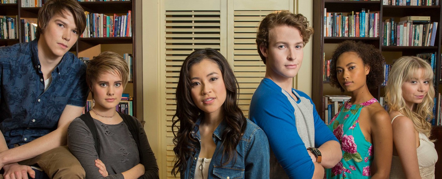 ZDF koproduziert zwei neue Fantasyserien für Jugendliche – „Find me in Paris“ und „The Bureau of Magical Things“ – Bild: ZDF/​Tammy Law