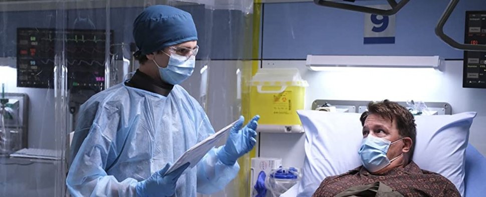 Shaun (Freddie Highmore) mit seinem Patienten Martin (Lochlyn Munro) im Staffelauftakt von „The Good Doctor“ – Bild: Sony Pictures TV