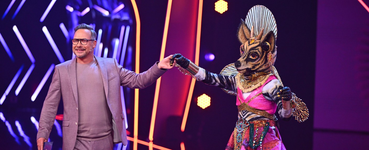 Quoten: RTL-Fußball torpediert „Masked Singer“-Auftakt – ProSieben-Show mit bislang niedrigster Auftakt-Reichweite – Bild: ProSieben/​Willi Weber