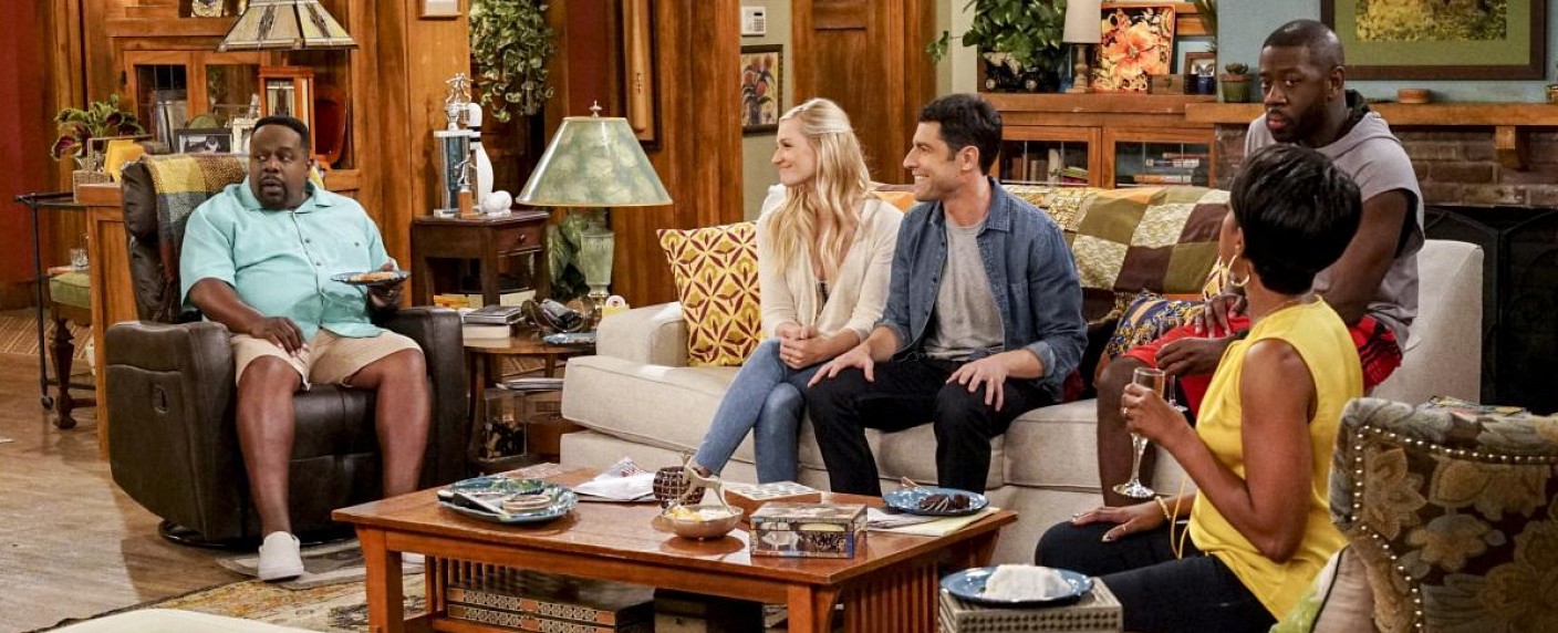 Erster Trailer zu „The Neighborhood“ mit neuen Hauptdarstellern – Erste Bilder mit Max Green und Beth Behrs – Bild: CBS