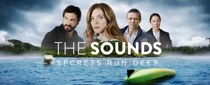 „The Sounds“: Rachelle Lefèvre („Under the Dome“) ab September mit neuem Thriller – Dunkle Geheimnisse in malerischer, neuseeländischer Landschaft – Bild: CBC
