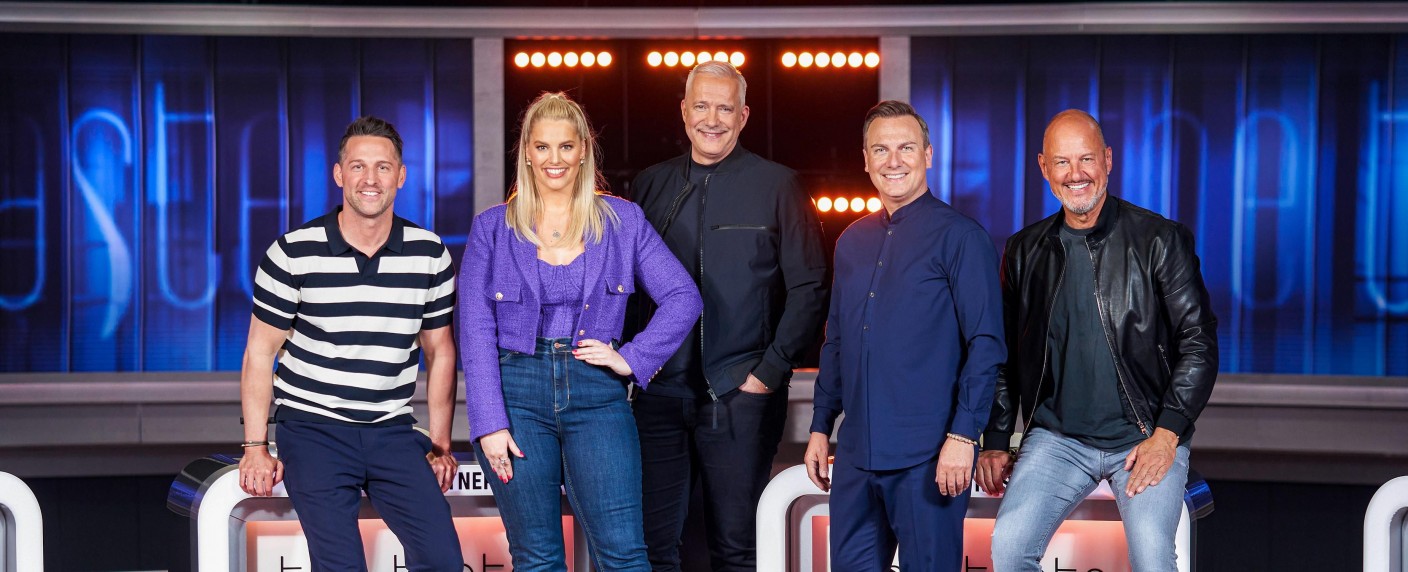 Quoten: „The Taste“ kehrt erfolgreich zurück, „Die Verräter“ endet mit Tiefstwert – „Aktenzeichen XY“ und ARD-Drama stark, Rekord für „TV total“ – Bild: Sat.1/​Jens Hartmann