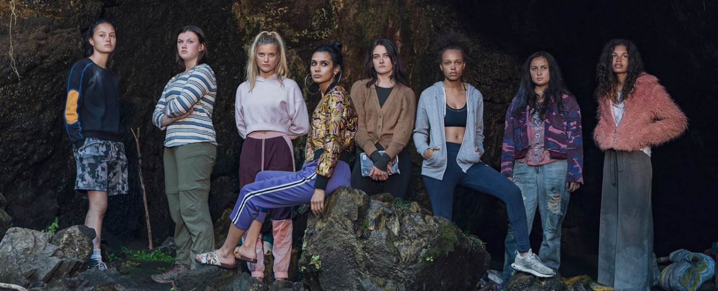 „The Wilds“: Prime Videos Serienhoffnung mit Rachel Griffiths startet im Dezember – Mysterydrama um Flugzeugabsturz auf einsamer Insel – Bild: © 2020 Amazon.com Inc., or its affiliates