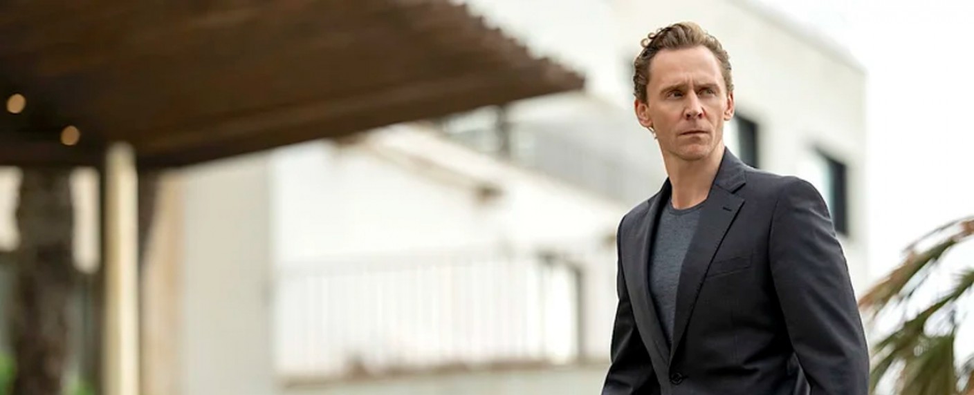 [UPDATE] „The Night Manager“: Ausführlicher Trailer für Staffel 2 mit Tom Hiddleston verrät Starttermin – Spionage-Hitserie wechselt mit zweiter Staffel deutsche Heimat – Bild: BBC