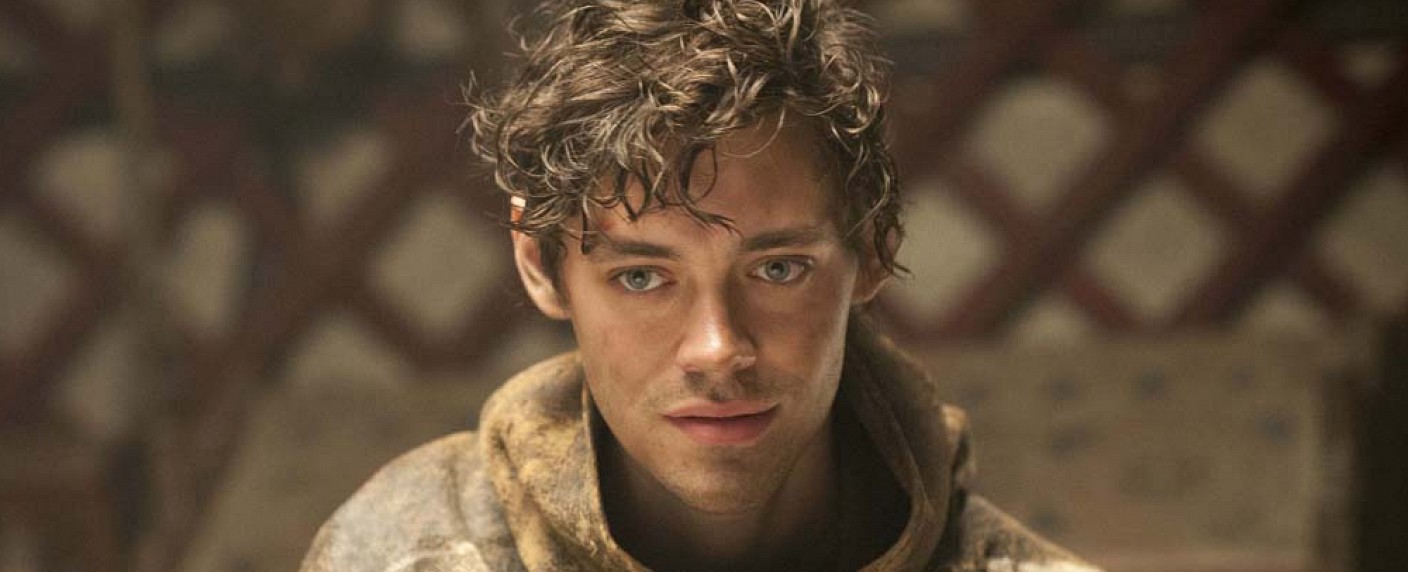 „The Walking Dead“: Tom Payne spielt bekannte Figur der Comicvorlage – Sender findet Darsteller für Jesus – Bild: UFA Film