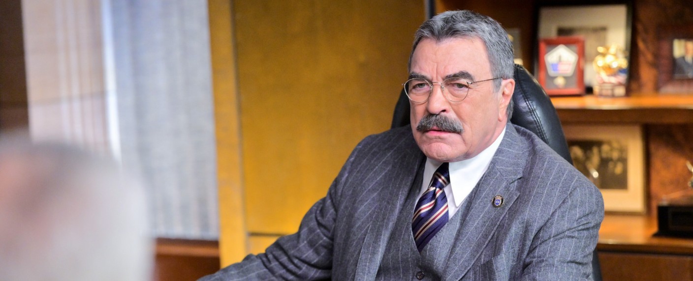 „Blue Bloods“: Tom Selleck gibt Hoffnung auf Rettung nicht auf – Trotz „Absetzung“ fordert er eine 15. Staffel – Bild: CBS