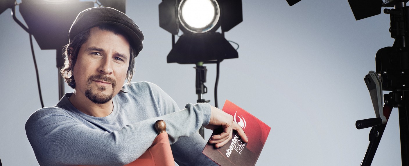 „Abenteuer Leben“: Tommy Scheel wird Nachfolger von Andreas Türck – Neuer Moderator für kabel-eins-Magazin steht fest – Bild: kabel eins/​Martin Saumweber