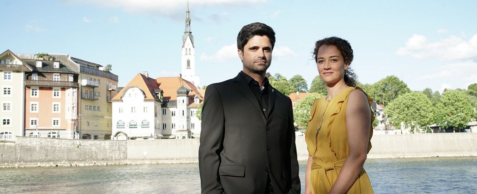 „Tonio & Julia“: Maximilian Grill als Tonio und Oona Devi Liebich als Julia – Bild: ZDF/Sonja Rom