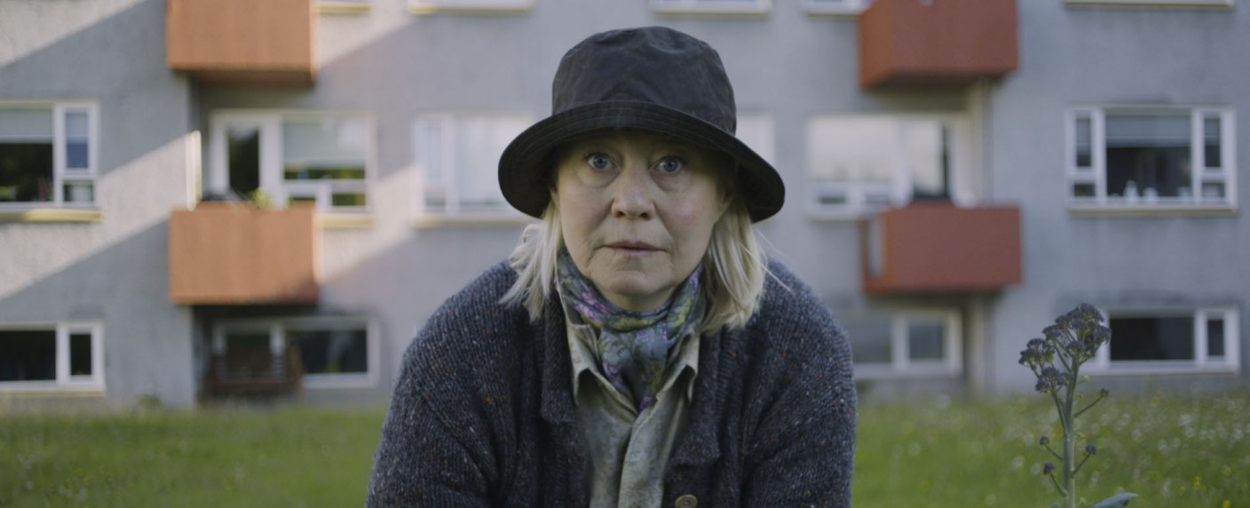 „The Danish Woman“: Trine Dyrholm („Die Erbschaft“) legt sich als Ex-Agentin mit ihren Nachbarn an – arte und ZDF sichern sich isländische Koproduktion – Bild: Slot Machine/​Gullslottid/​Zik Zak Filmworks