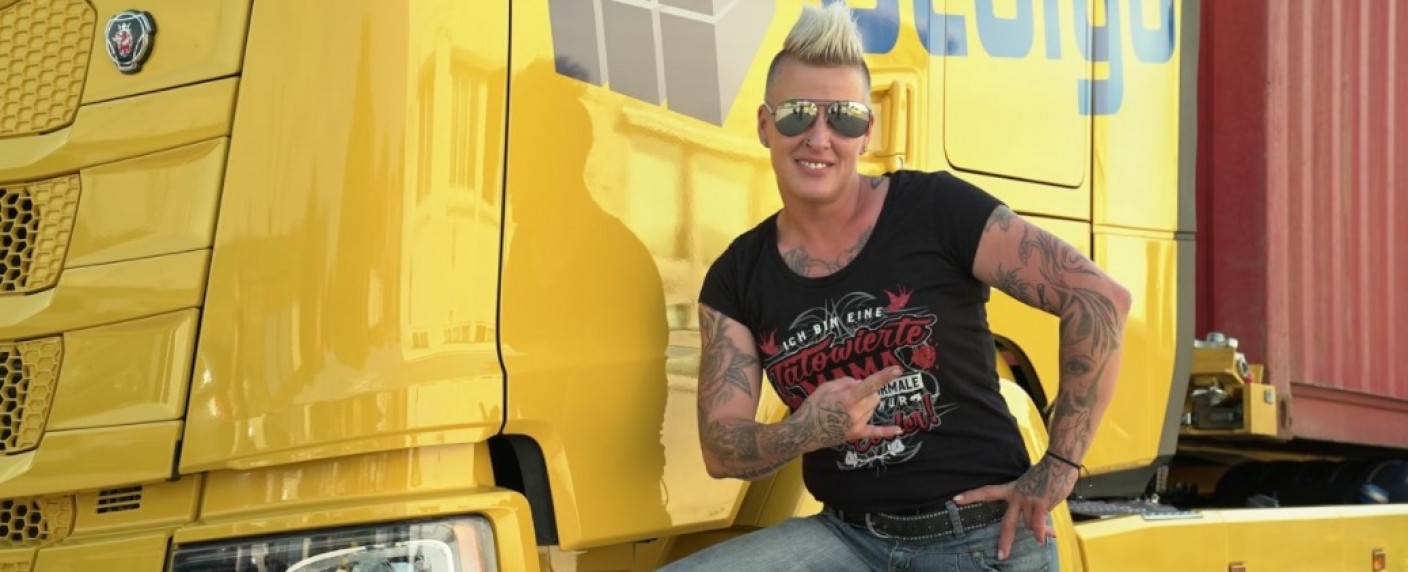 „Trucker Babes“: Neue Staffel der erfolgreichen Doku-Soap – Rückkehr der Truckerinnen im September – Bild: Kabel Eins