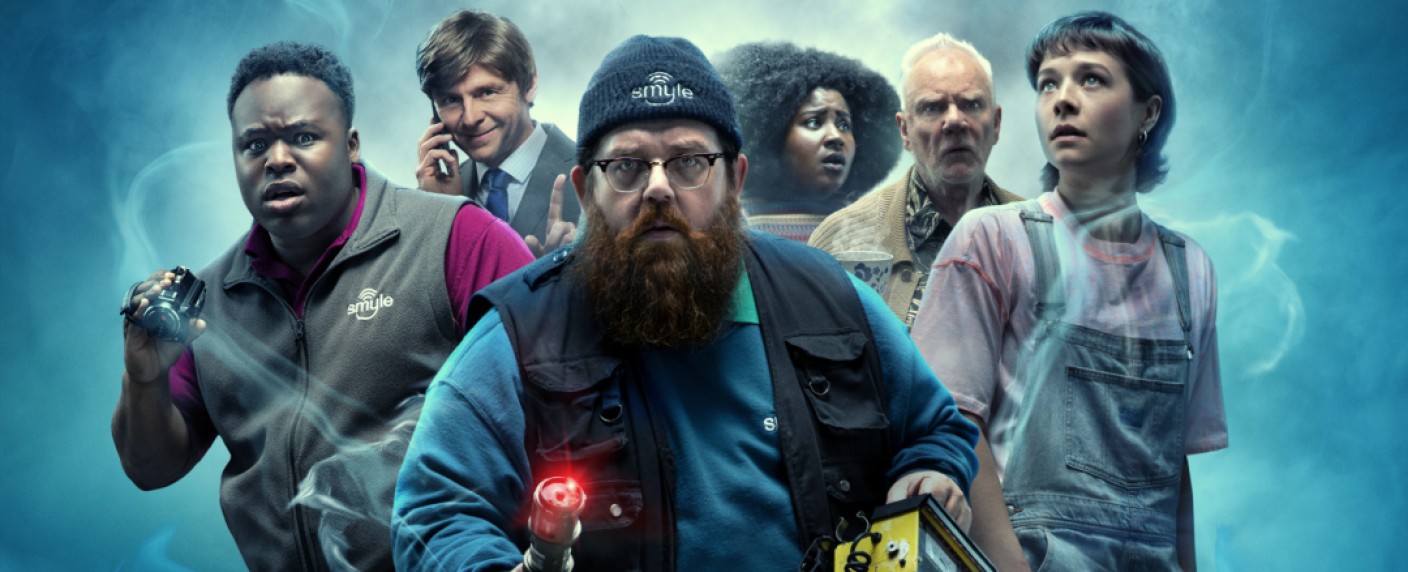 „Truth Seekers“: Gruselkomödie mit Nick Frost und Simon Pegg kommt nicht auf Touren – Review – Es witzelt und gruselt in der neuen Serie von Prime Video – Bild: Prime Video