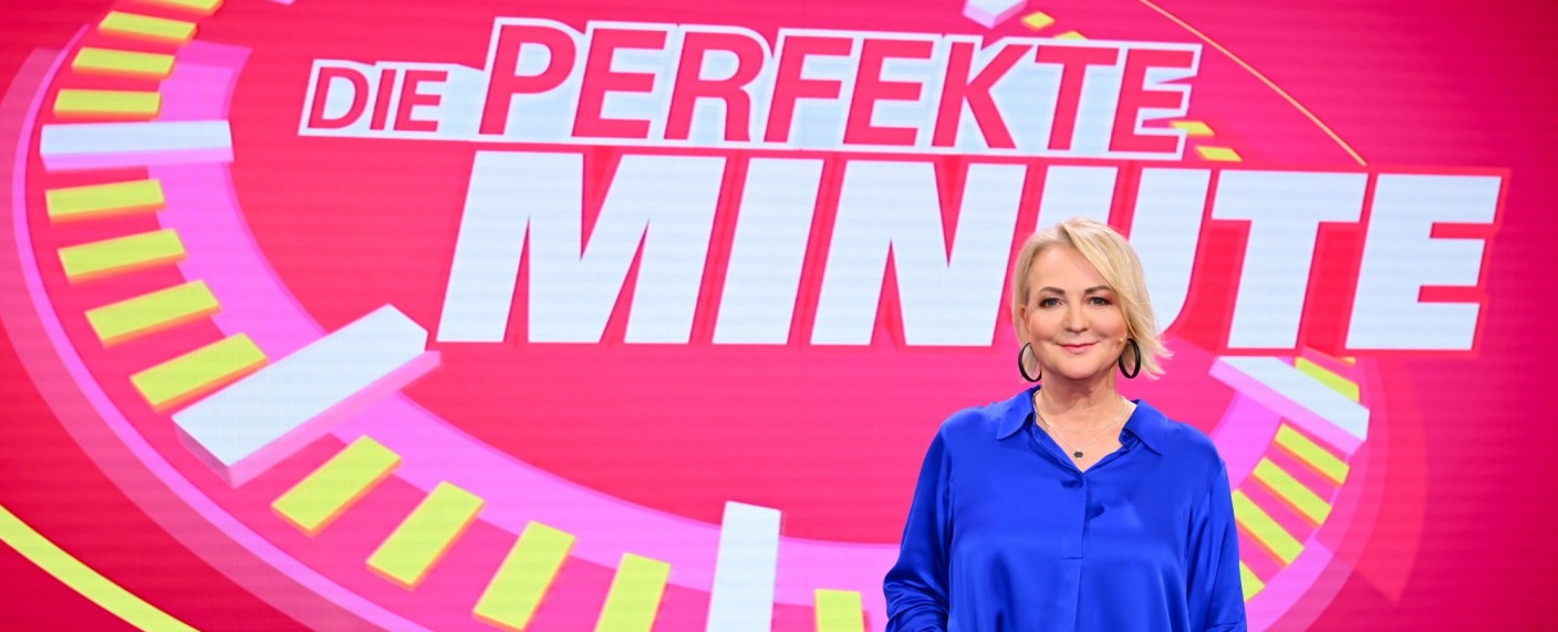 „Die perfekte Minute“: Sat.1 testet Vorabend-Spielshow im Spätprogramm – Mehr Aufmerksamkeit für strauchelnde Gameshow-Neuauflage? – Bild: Sat.1/​Willi Weber