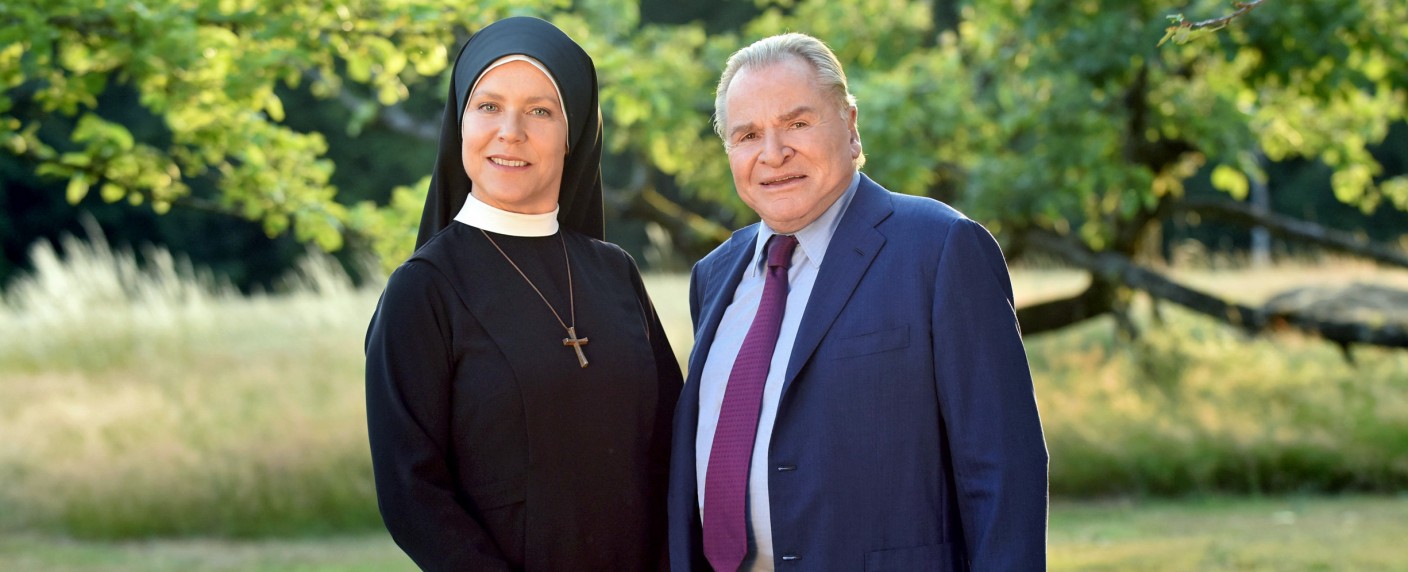 „Um Himmels Willen“: Ende nach 20. Staffel beschlossen – Erfolgsserie mit Fritz Wepper und Janina Hartwig verabschiedet sich 2021 – Bild: ARD/​Barbara Bauriedl
