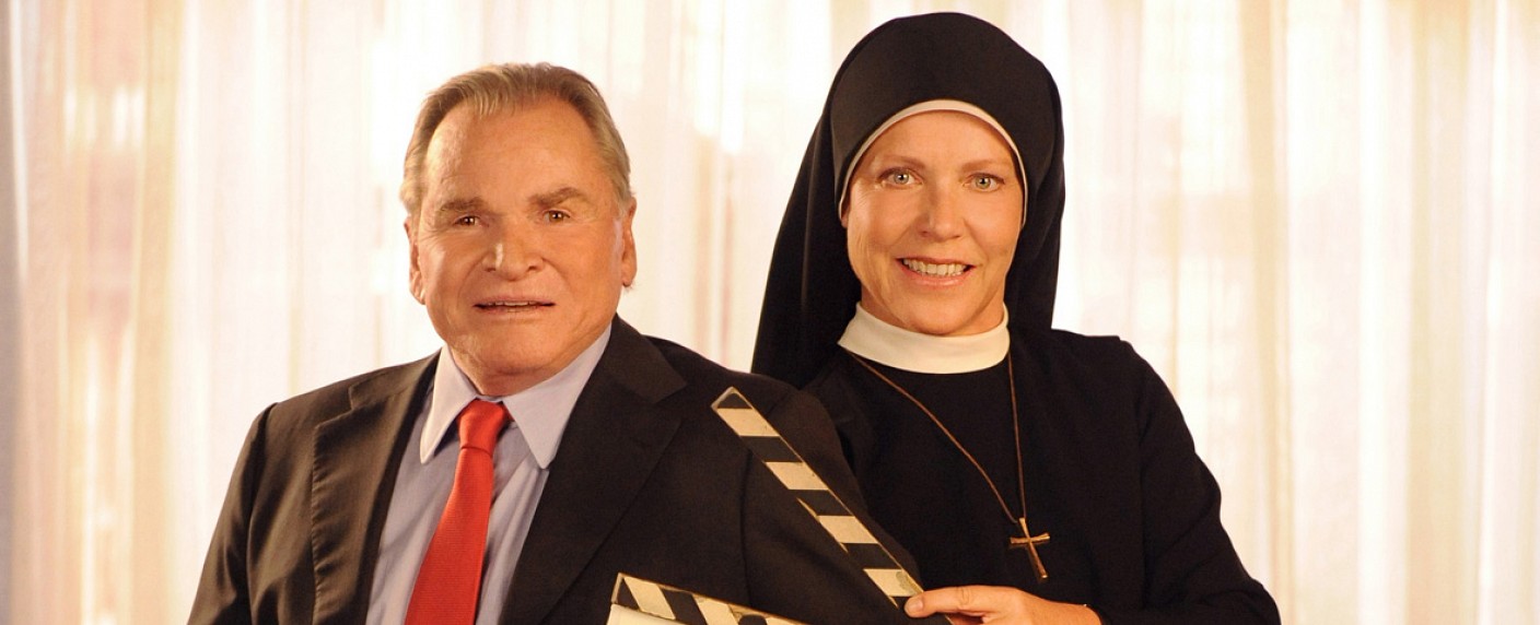 Quoten: „Um Himmels Willen“ und „In aller Freundschaft“ schlagen König Fußball – „The Story of my Life“ bei VOX weiter katastrophal, RTL punktet mit „Bones“ – Bild: ARD/​Barbara Bauriedl