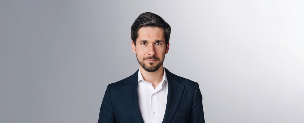 Vassili Golod übernimmt im Frühjahr 2027 als neuer Moderator und Leiter das Politmagazin „Monitor“ – Bild: WDR/Annika Graeff