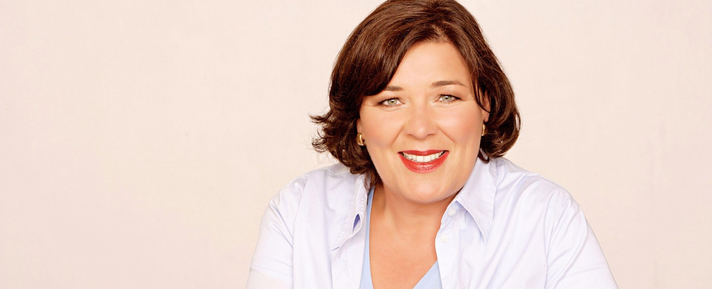 „Schwiegertochter gesucht“: RTL holt ausgefallene Folge nach – Formel 1 drängte Kuppelshow aus dem Programm – Bild: RTL/​Thomas Pritschet