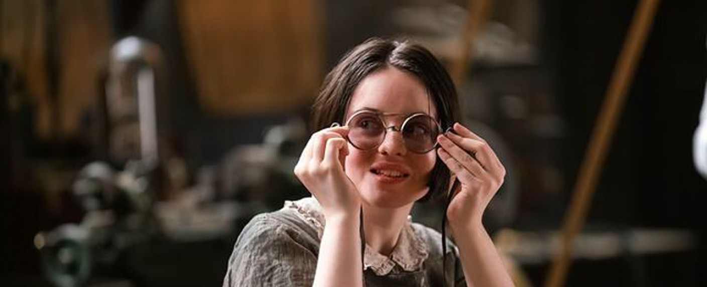 [UPDATE] „Never Let Me Go“: Serienadaption des Sci-Fi-Thrillers „Alles, was wir geben mussten“ abgebrochen – Mit Viola Prettejohn („The Witcher“) und Kelly Macdonald („Harry Potter“) – Bild: HBO