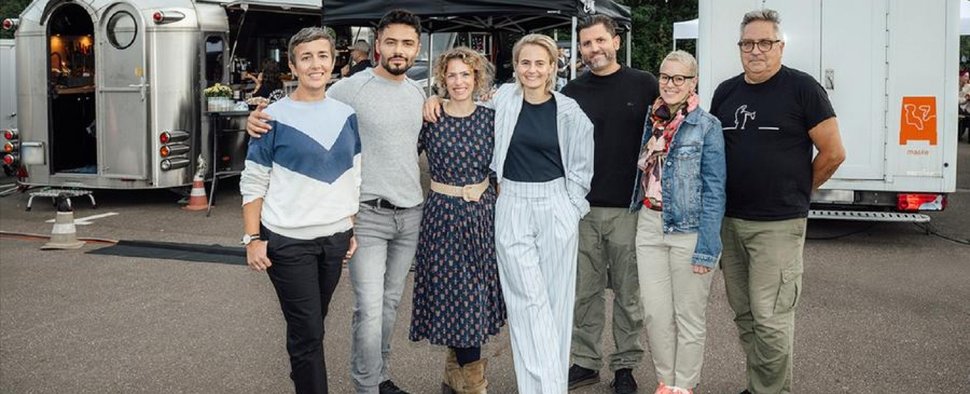 Von links nach rechts: Alexandra Fritsch, Aram Arami, Janis Rebecca Rattenni, Olga von Luckwald, Victor Voß, Anna Oeller und Christian Bauer – Bild: SR/Manuela Meyer